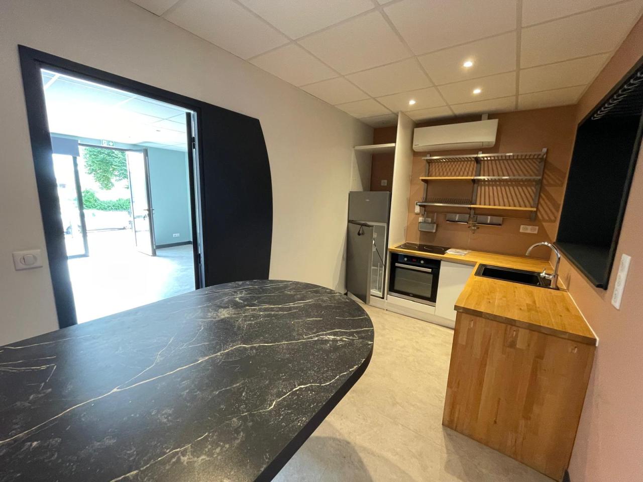 Local d'activité Seclin 350m² Location local d'activité Seclin Nord OLACT2114428 4